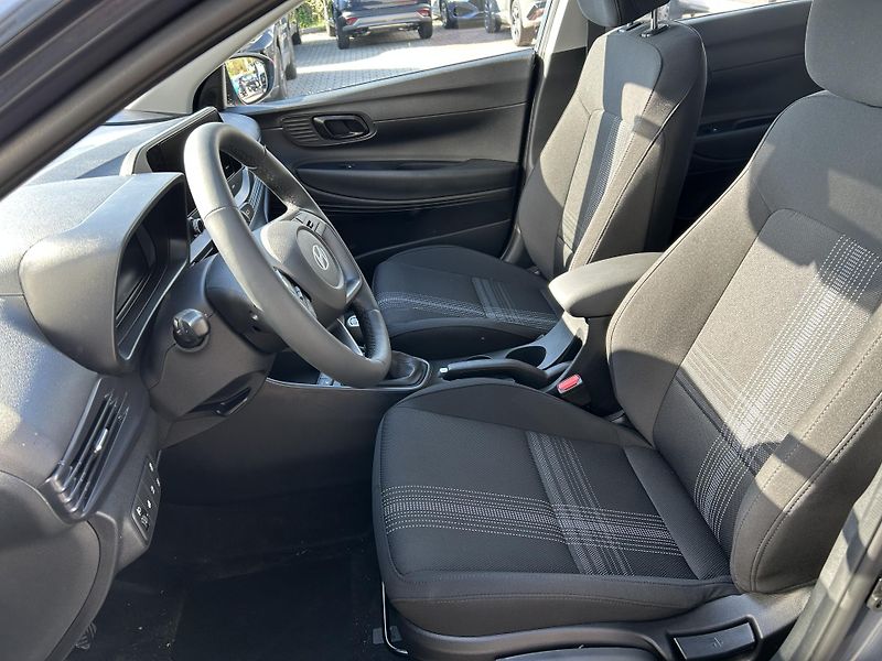 Hyundai i20 26 1,0 T-GDI DCT GO! WINTER - fotka 13 z 32