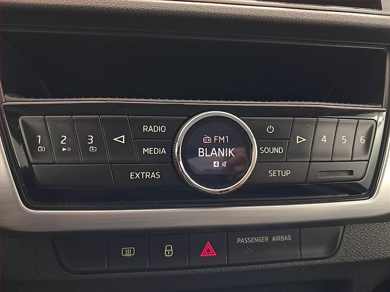 Škoda Fabia (2017) Ambition 1.2 TSI, Tempomat - fotka 13 z 18