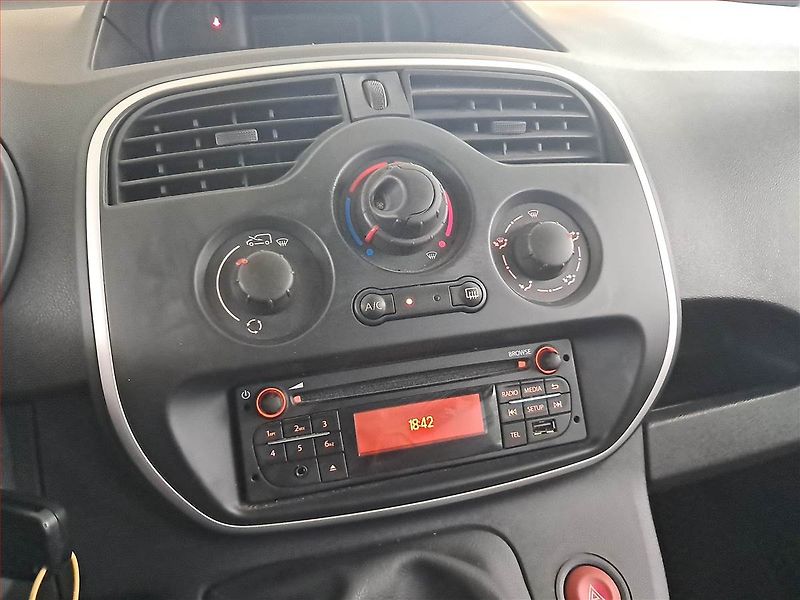 Renault Kangoo (2021) 1.5 dCi, 5Míst, ČR, 1Maj, DPH - fotka 12 z 15