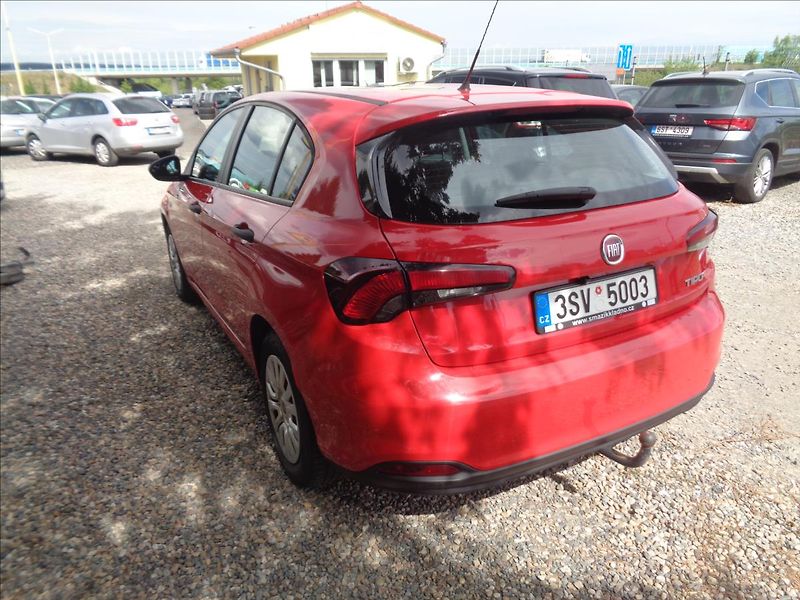 Fiat Tipo 1,4 - fotka 7 z 16