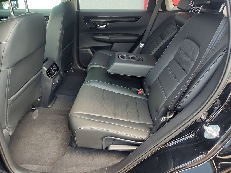 Honda CR-V (2026) 2.0 e:HEV ELEGANCE MR2026 - fotka 12 z 21
