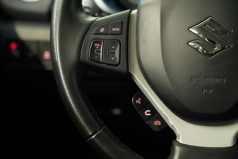 Suzuki Vitara - fotka 16 z 27