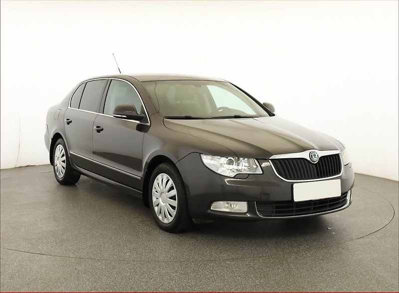 Škoda Superb (2008) 2.0 TDI, po STK - fotografie inzerátu