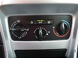 Peugeot 307 (2006) 1.6 HDI, AC, tažné - náhled 16