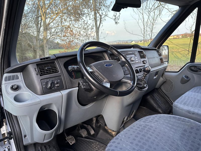 Ford Transit 350 L3H2 TREND 6 MÍST - fotka 7 z 20