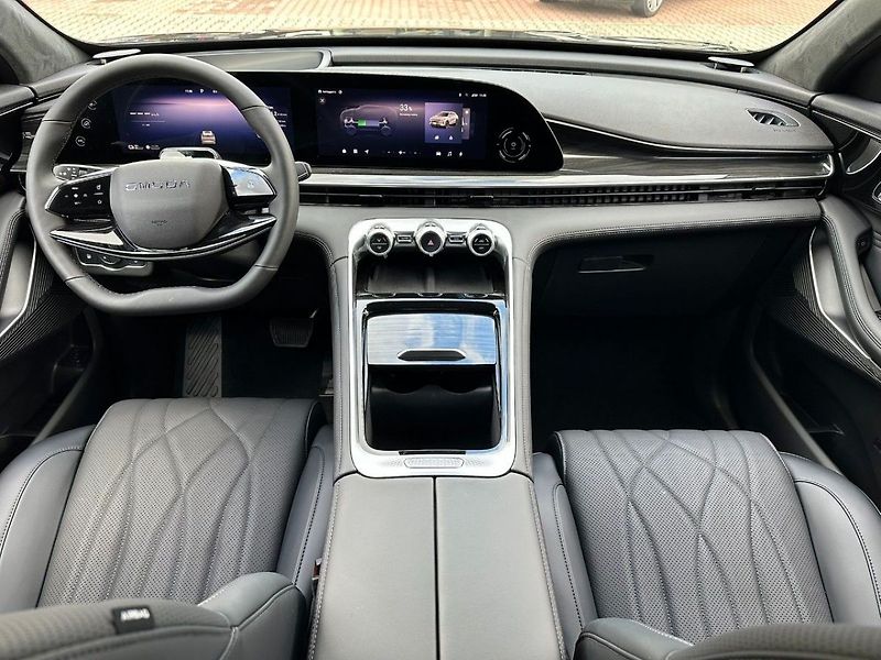 Omoda 9 1.5 Premium, PHEV, AT, SKLADEM - fotka 12 z 36