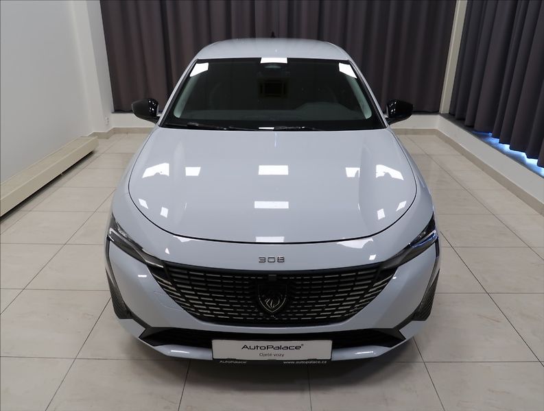 Peugeot 308 1,2 PT AT ALLURE NAVI KAMERA - fotka 2 z 37
