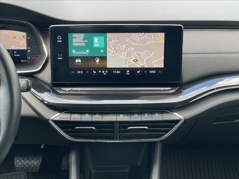 Škoda Octavia 2,0 TDI DSG Combi Style+ TAŽNÉ - fotka 12 z 25