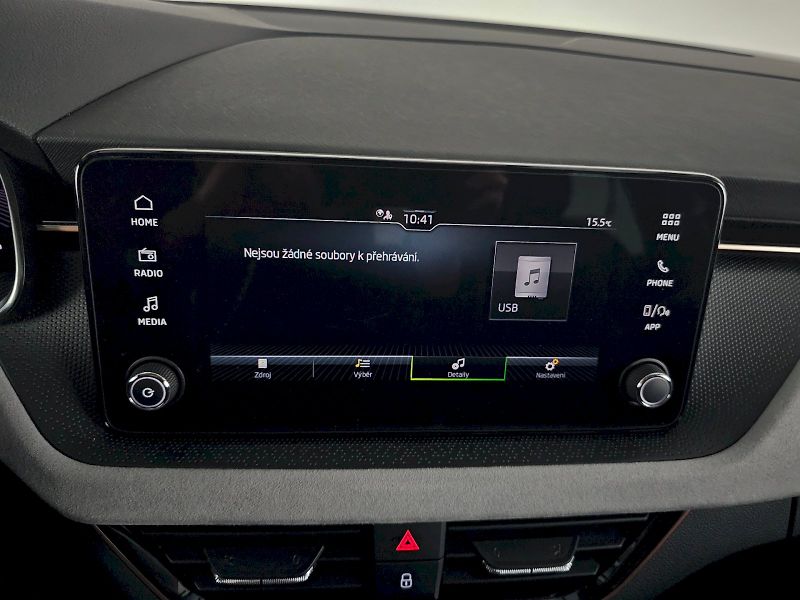 Škoda Kamiq (2025) 1.0TSI 85kW DSG TOP SELECTION - fotka 22 z 30