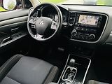 Mitsubishi Outlander 2.2D 4x4 1MAJ TAŽNÉ SERVISKA  - náhled 24