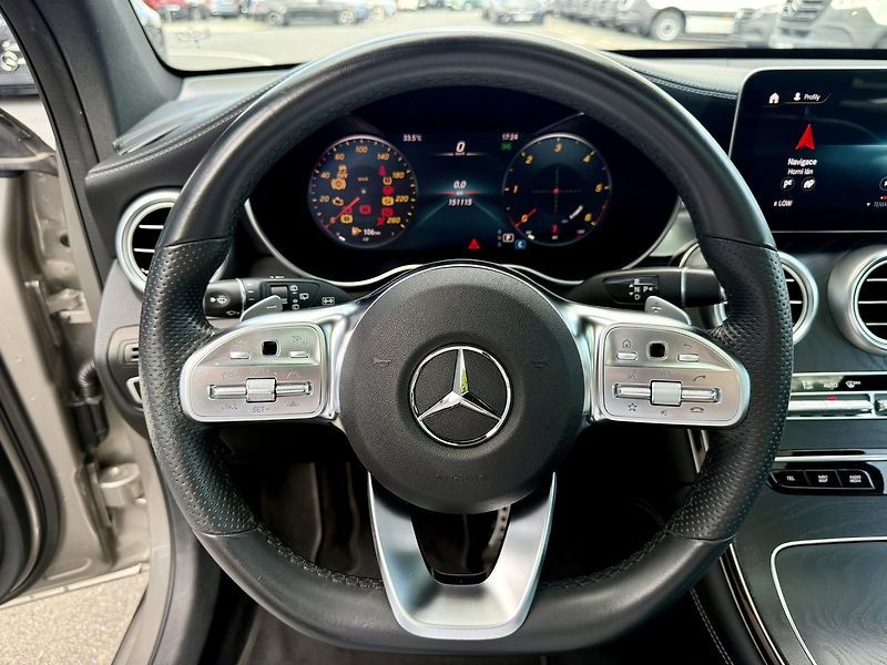 Mercedes-Benz GLC (2021) 220 d 4MATIC - fotka 32 z 50