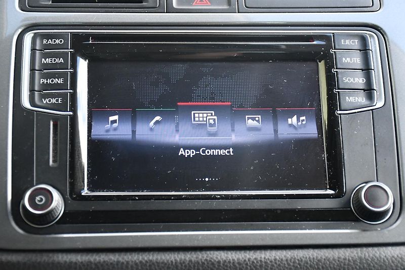 Volkswagen Tiguan 2.0TDi 110kW TAŽNÉ DSG 4MOTION - fotka 38 z 47