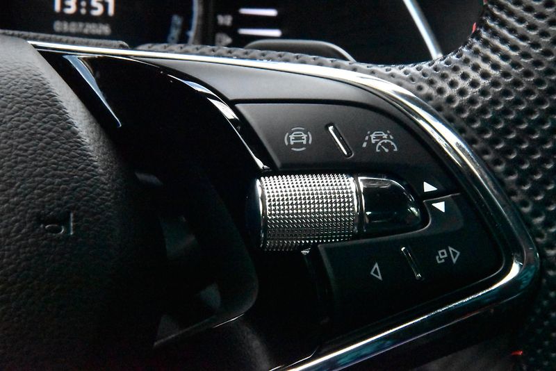 Škoda Octavia RS 2.0 TDI 147 kW DSG 4X4, ČR - fotka 17 z 50
