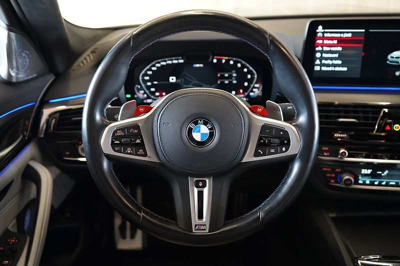 BMW M5 Competition xDrive, B&W, HUD - fotka 22 z 47