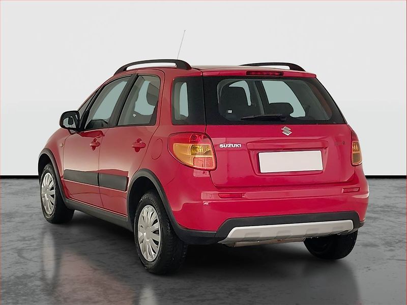 Suzuki SX4 (2010) 1.5 VVT - fotka 4 z 17