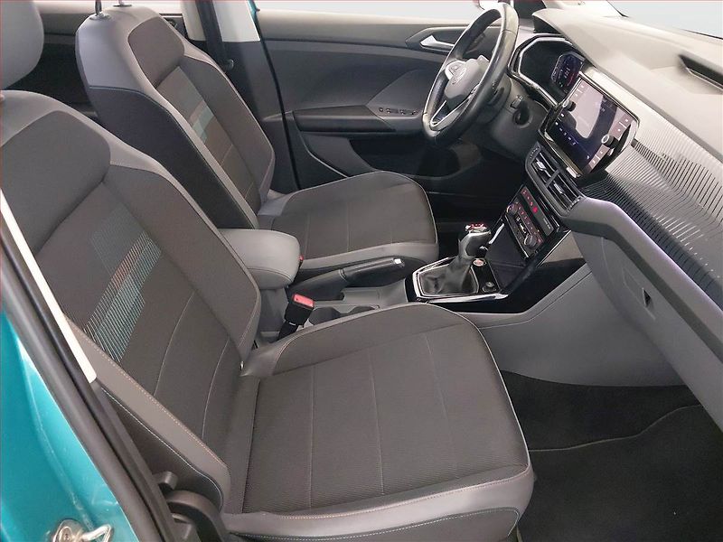 Volkswagen T-Cross (2021) 1.0 TSI - fotka 9 z 17