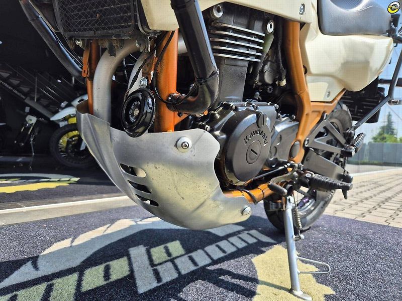 Kawasaki KLE 500 (2006) - fotka 12 z 22