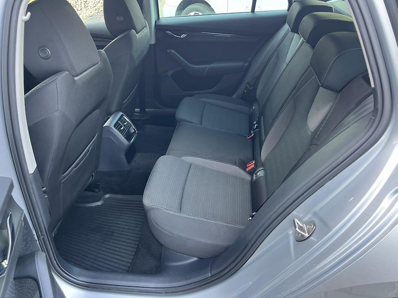 Škoda Octavia (2022) 1.5TSI 110kW DSG STYLE  - fotka 9 z 22