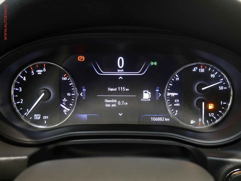 Opel Insignia (2019) 2.0 CDTI, 1.maj, AC, navi - fotka 12 z 19