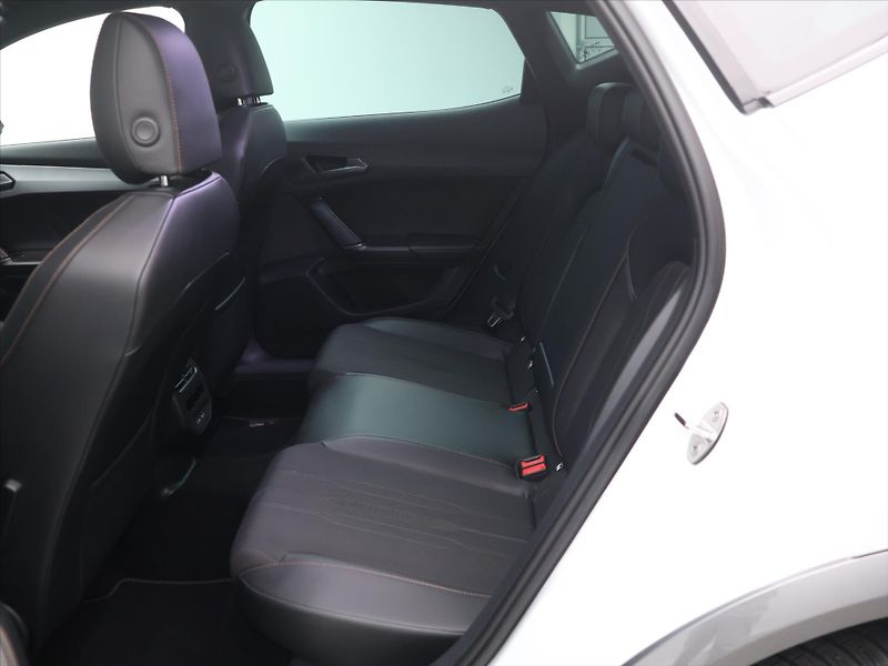 Cupra Formentor 1,5 TSI 110kW DSG DPH - fotka 13 z 28