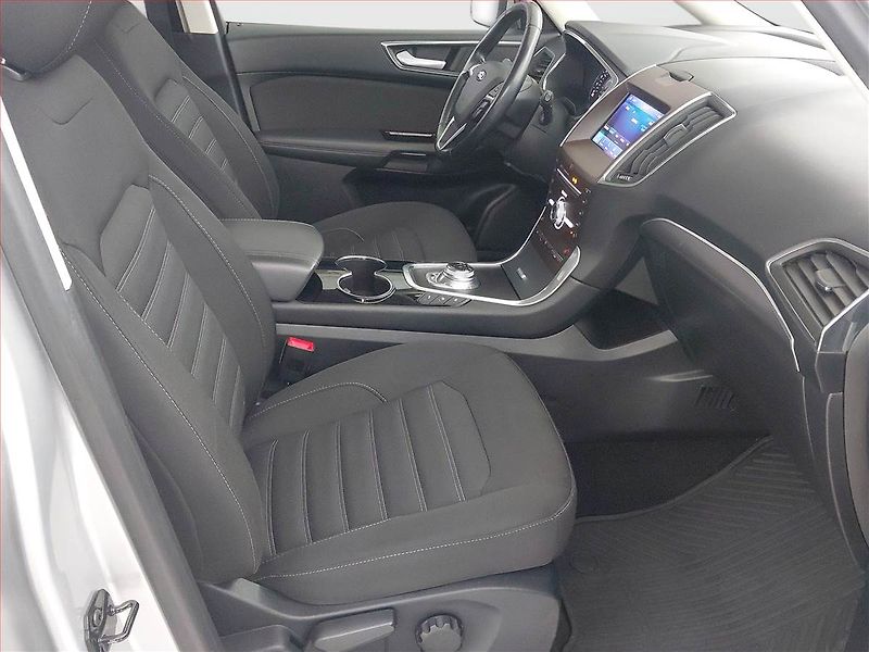 Ford Galaxy (2020) 2.0 EcoBlue - fotka 9 z 23