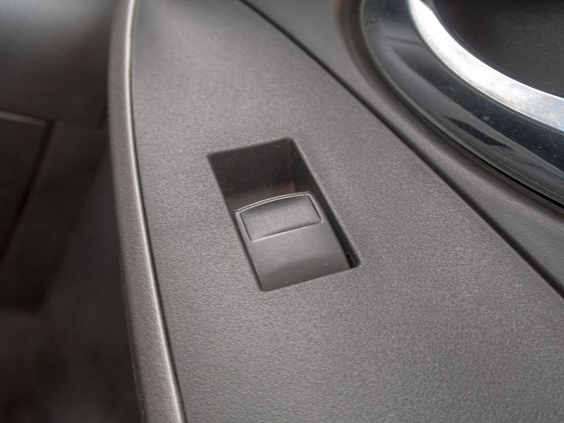 Toyota RAV4 (2009) ČR 2.0D 116KW 4x4 – TAŽNÝ - fotka 29 z 47