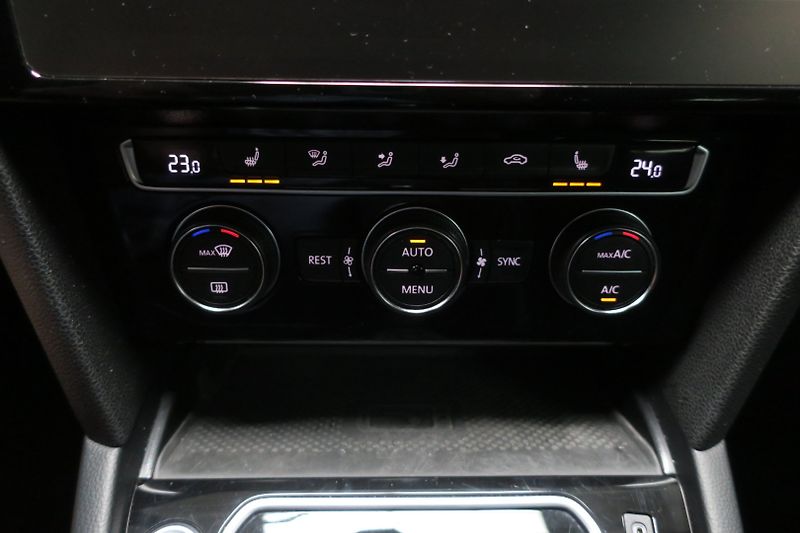 Volkswagen Arteon (2020) 2.0 TDI BMT 140kW DSG Elegance - fotka 34 z 50