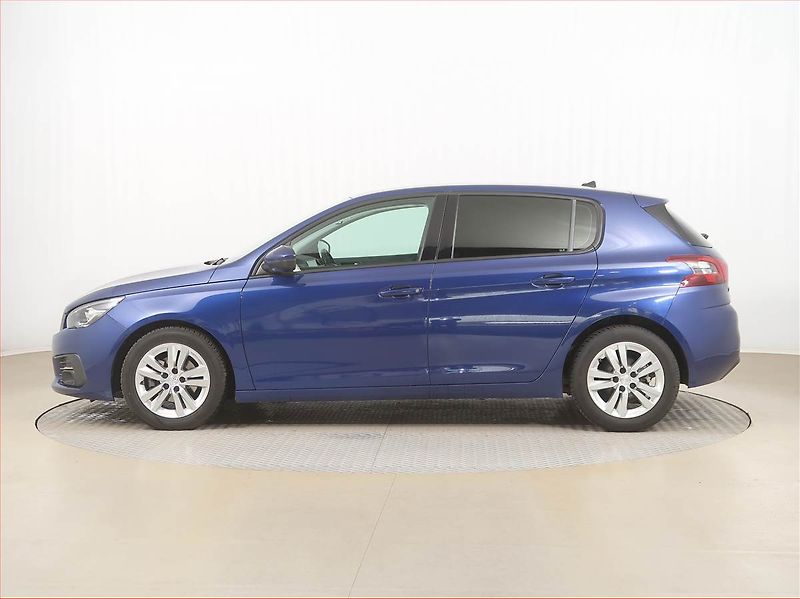 Peugeot 308 (2018) Active Pack 1.2 PureTech - fotka 3 z 17