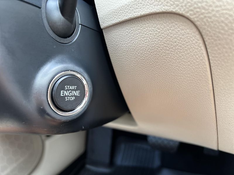 Škoda Superb 2.0TDi 147kw 4x4 ČR 1.MAJ DPH - fotka 21 z 50