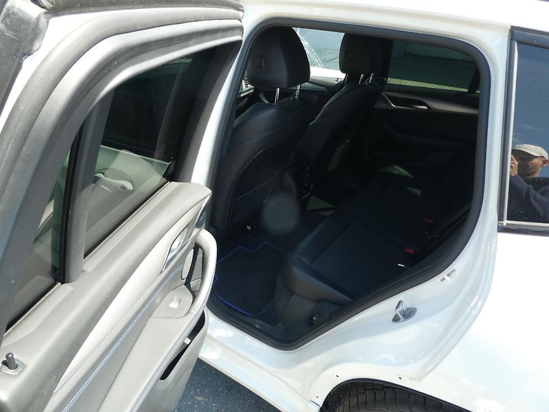BMW X3 2,0D xDrive 140kW M SPORT - fotka 14 z 15
