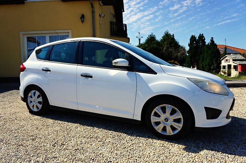 Ford C-MAX (2012) TREND 1,6i 77 kW - fotka 2 z 40