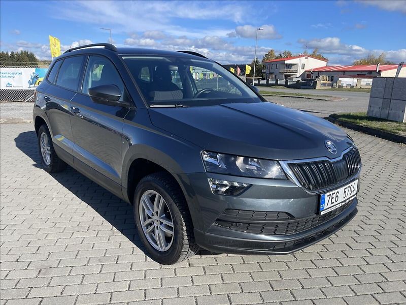 Škoda Karoq 1,0 TSi 85kw Style Tažné GPS - fotka 34 z 34