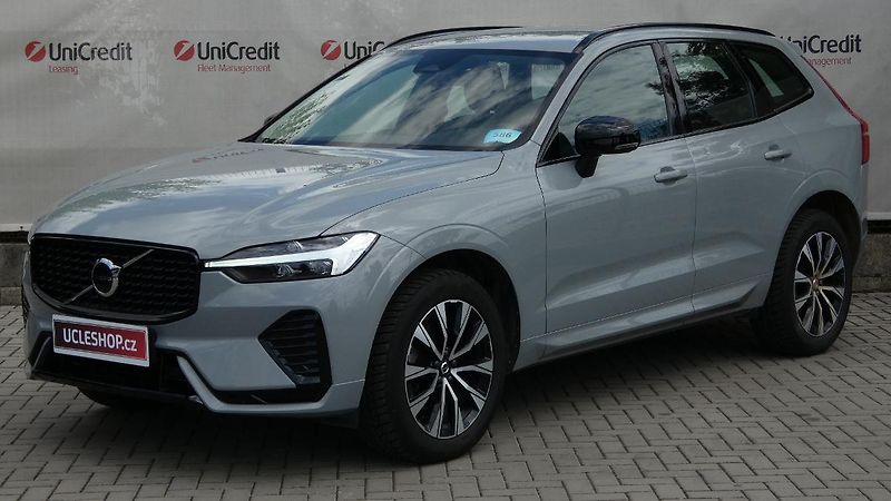 Volvo XC60 B4 mHEV AWD Plus Dark - fotografie inzerátu