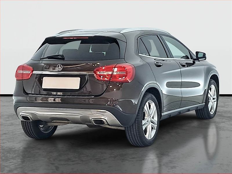 Mercedes-Benz GLA (2015) 200 CDI, 4X4, Automat, ČR - fotka 5 z 21