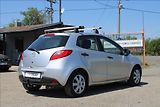 Mazda 2 1,3 i  STK 3/2027, KLIMA - náhled 4