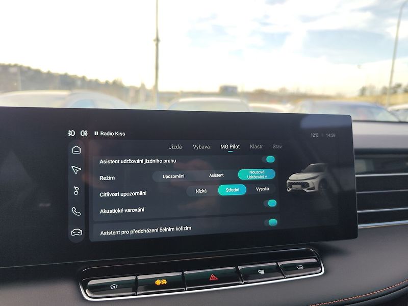 MG EHS (2026) 1.5 TGI/200kW PHEV Emotion AT - fotka 23 z 36