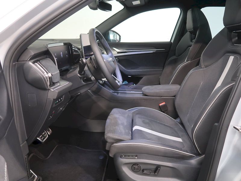 Škoda Kodiaq (2025) iV SPORTLINE 1.5TSI 150KW TAŽN - fotka 13 z 48