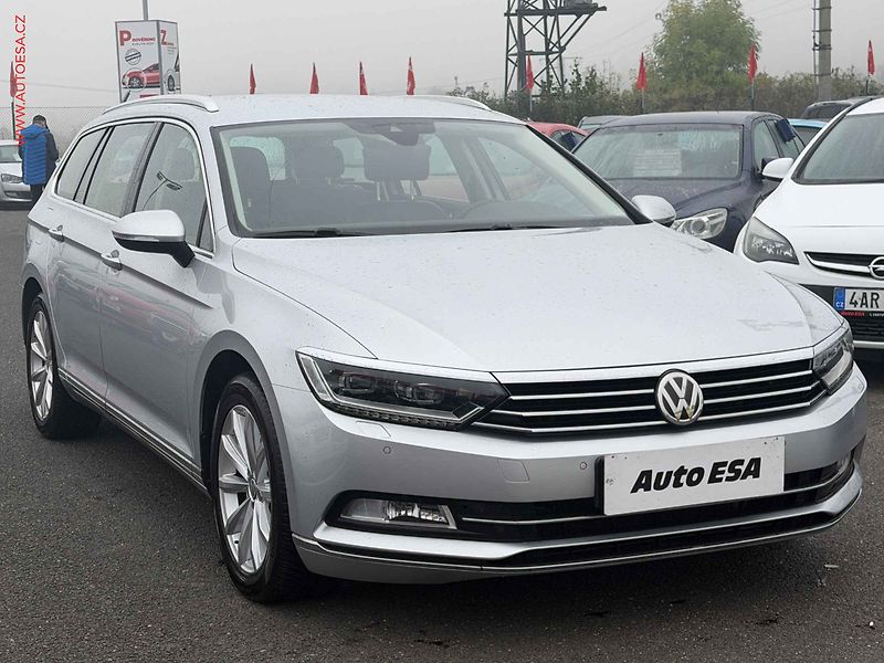 Volkswagen Passat (2016) 2.0TDi, DSG, bixen, navi - fotografie inzerátu