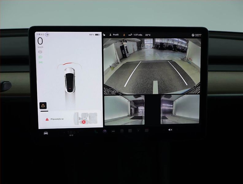 Tesla Model Y (2021) Long Range AWD 75kWh, SoH 91% - fotka 18 z 22