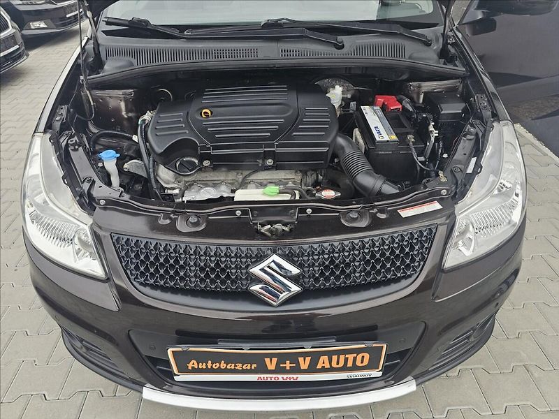 Suzuki SX4 1,6 VVTI 88KW STYLE  AUTOMAT - fotka 40 z 43