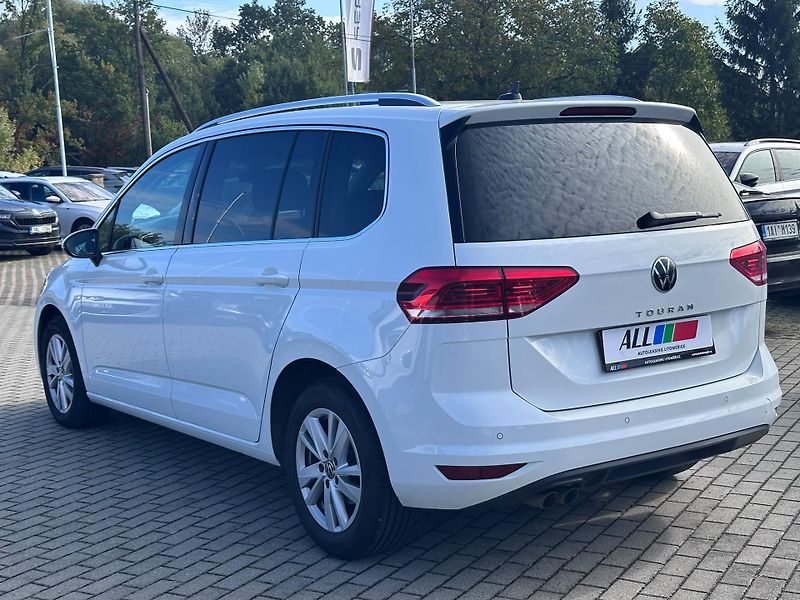 Volkswagen Touran 2.0 TDI 110kW DSG Highline - fotka 5 z 21