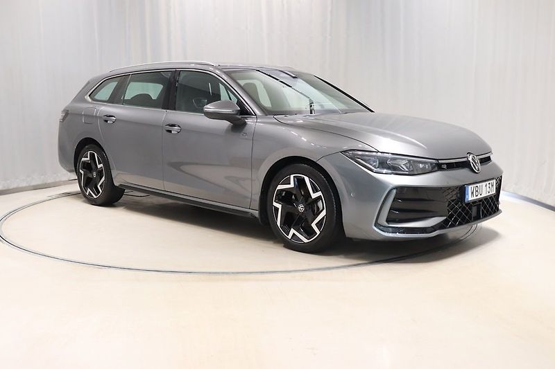 Volkswagen Passat 1.5 eTSI NezTop IQ Kamera Taž - fotka 3 z 11
