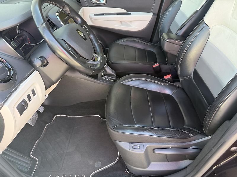 Renault Captur 1.2 TCe INITIALE PARIS  - fotka 11 z 32