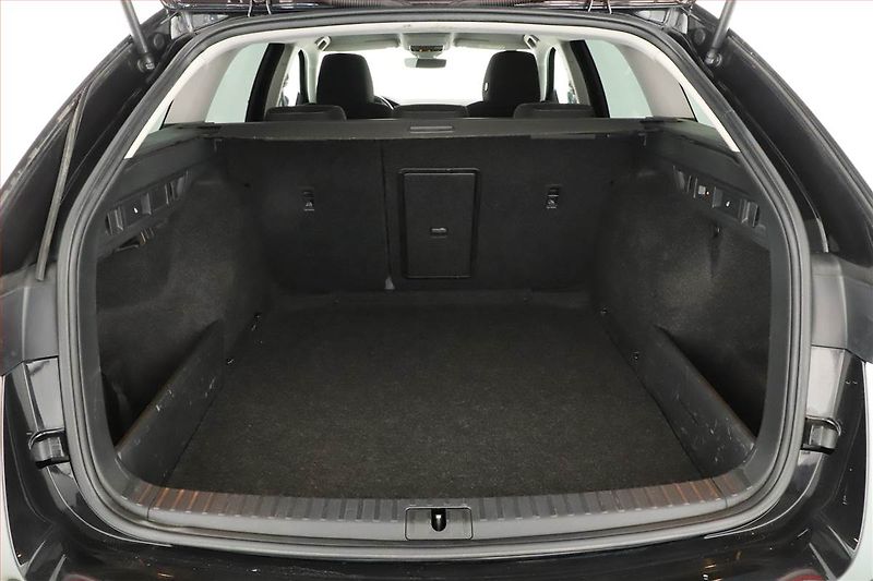 Škoda Octavia (2020) 1.5 TSI, ČR,1.maj, Tempomat - fotka 19 z 21