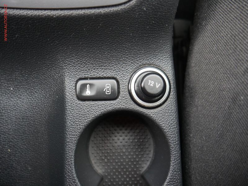 Škoda Octavia (2009) 1.6 MPi, Ambiente, TZ - fotka 16 z 19