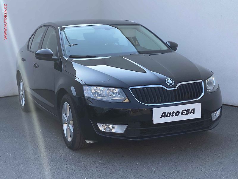 Škoda Octavia (2013) 1.4 TSi, Ambition, AC, park - fotografie inzerátu