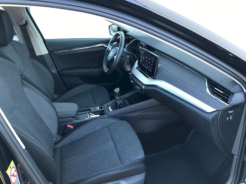 Škoda Octavia (2023) COM STY TD 85/2.0 M6F - fotka 13 z 23