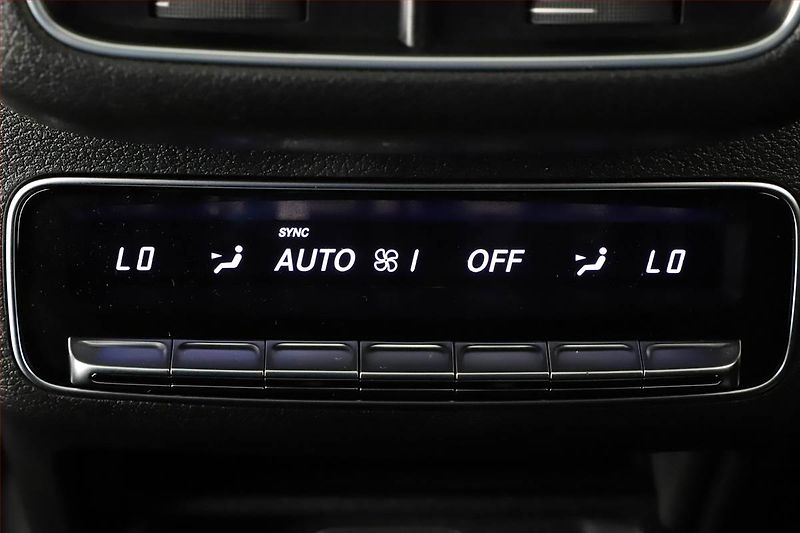 Mercedes-Benz GLE (2025) 300 d 4MATIC, AMG, VZDUCH - fotka 25 z 31
