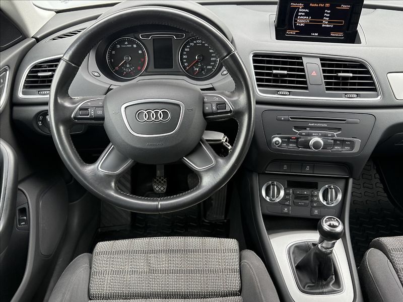 Audi Q3 2,0 TFSI 125 KW QUATTRO - fotka 8 z 24