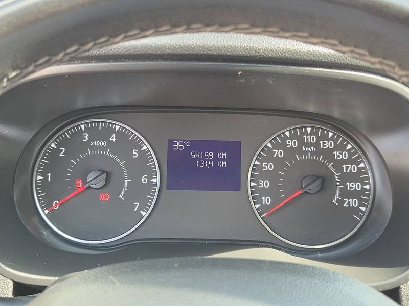 Dacia Duster (2021) 1.5 DCI 4x4, ČR, 1.maj. - fotka 17 z 33